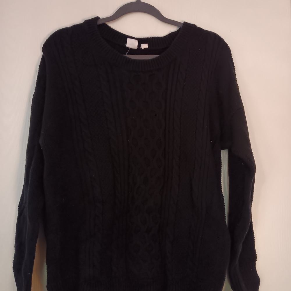 GAP Black Cable Knit Pullover
